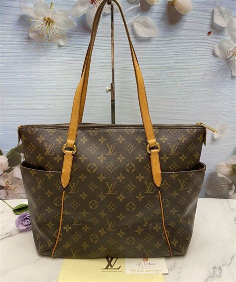 louis vuitton madeleine|Louis Vuitton monogram totally mm.